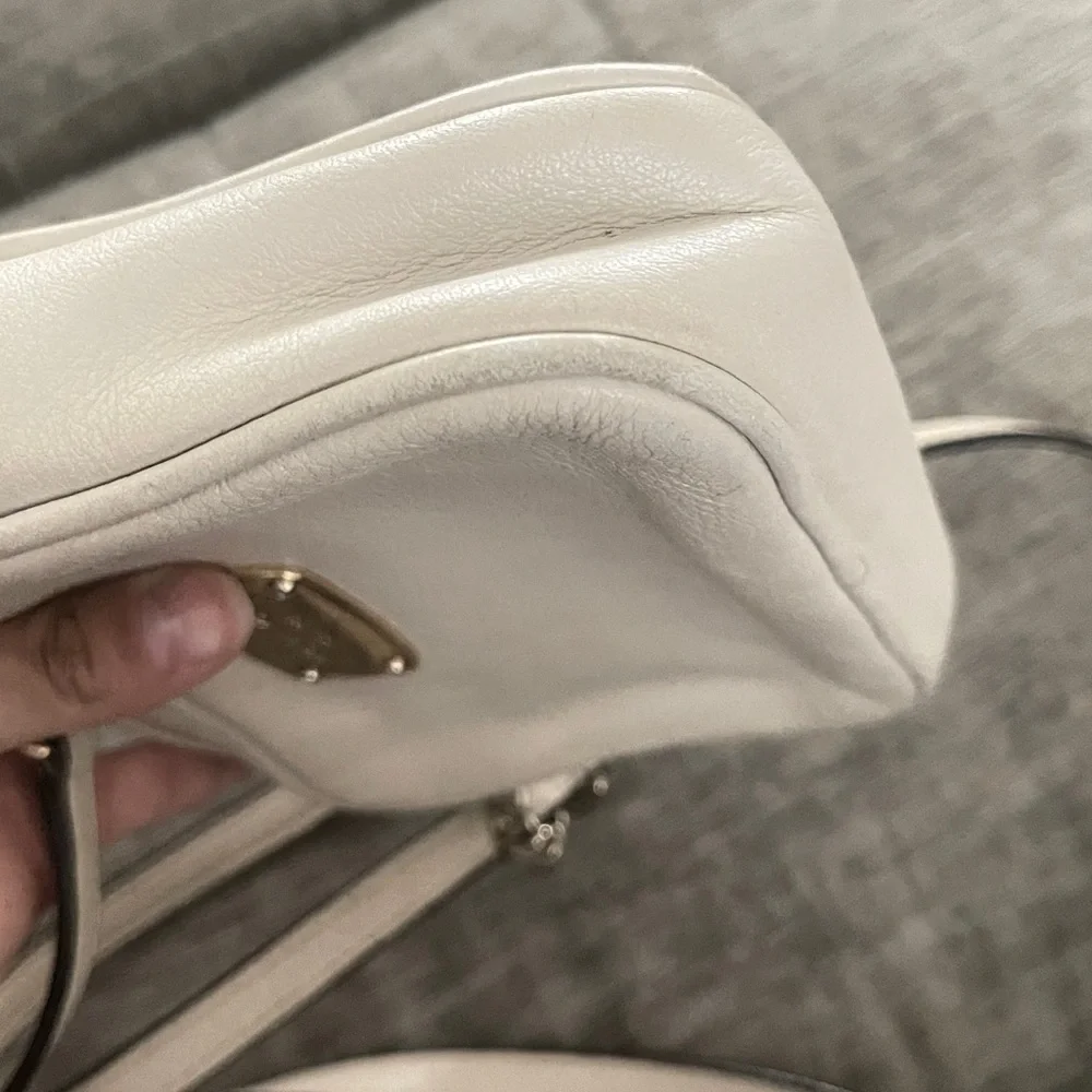 Michael kors cross body creme bag